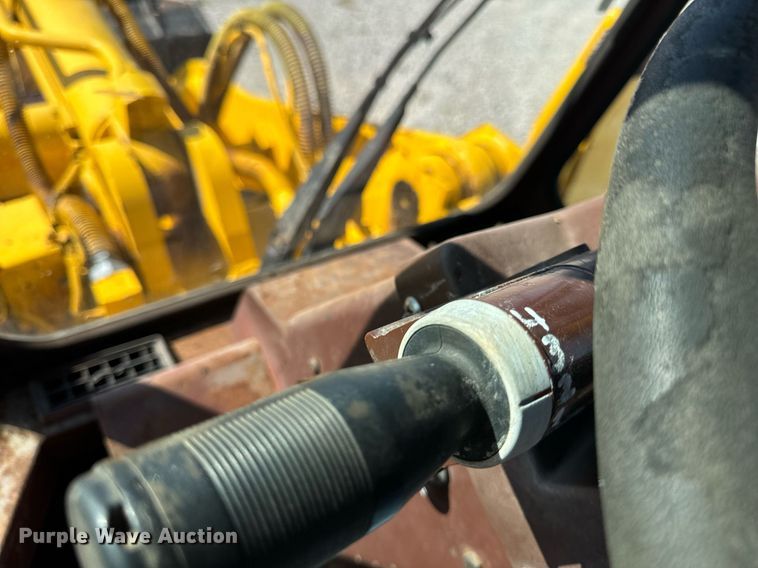 image for item DV5886 1991 Case  621 wheel loader