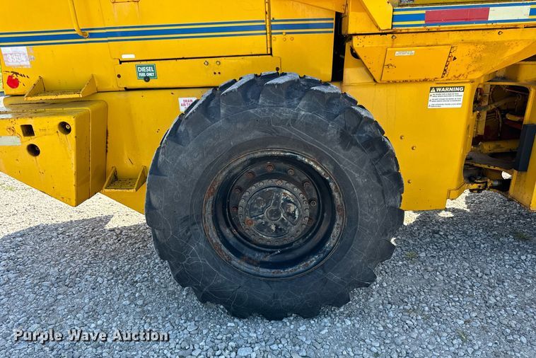 image for item DV5886 1991 Case  621 wheel loader