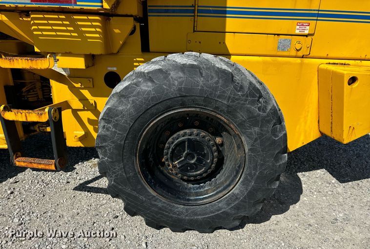 image for item DV5886 1991 Case  621 wheel loader
