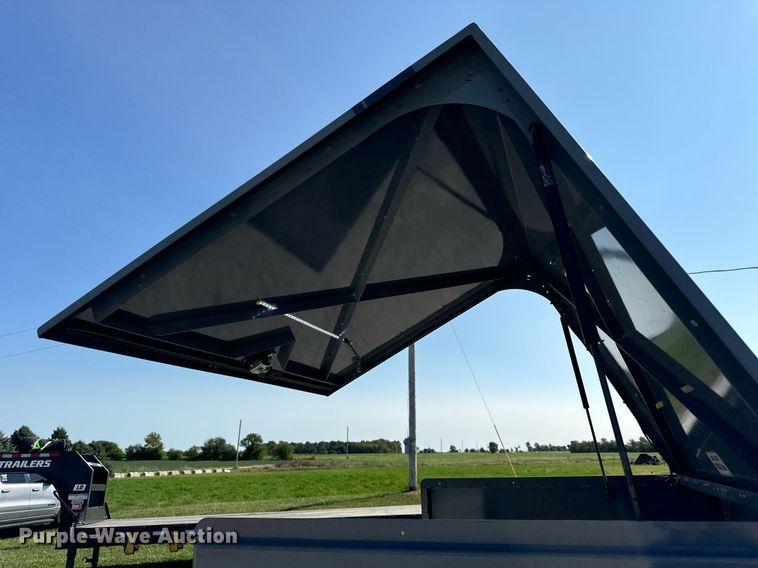 image for item DV5888 2021 Thunder Creek Equipment  FST990 fuel trailer