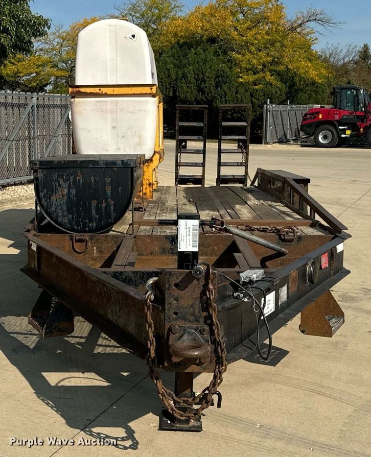 image for item DV5925 2000 Belshe  T18 equipment trailer