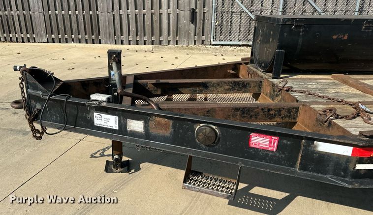 image for item DV5925 2000 Belshe  T18 equipment trailer