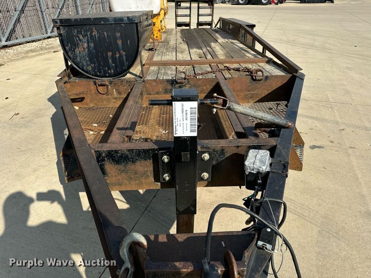 image for item DV5925 2000 Belshe  T18 equipment trailer