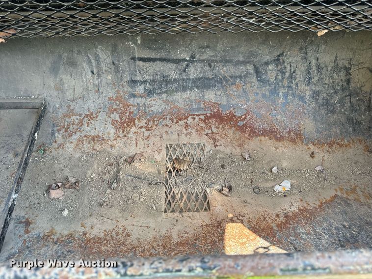 image for item DV5925 2000 Belshe  T18 equipment trailer