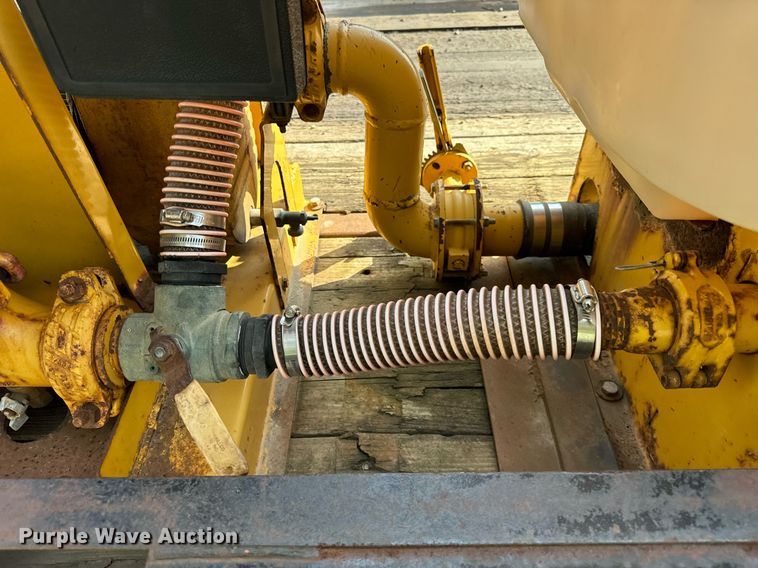 image for item DV5925 2000 Belshe  T18 equipment trailer