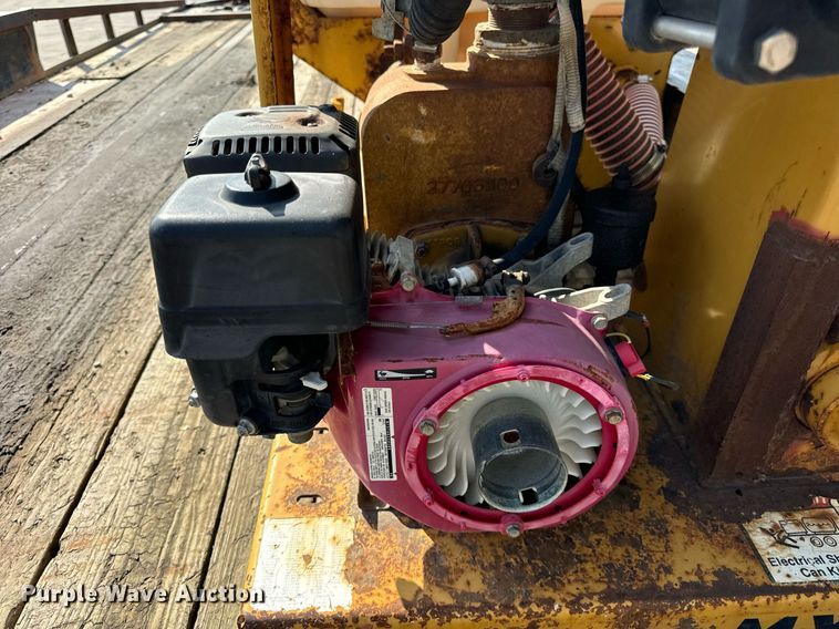 image for item DV5925 2000 Belshe  T18 equipment trailer