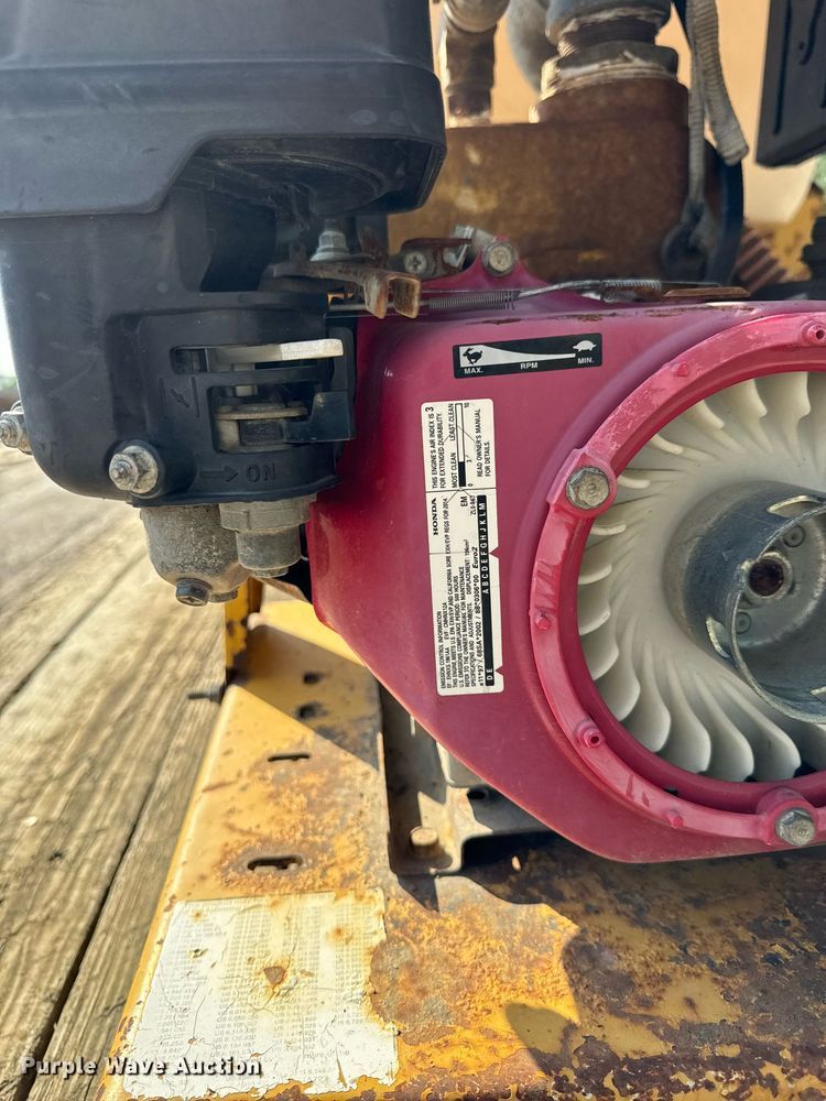 image for item DV5925 2000 Belshe  T18 equipment trailer