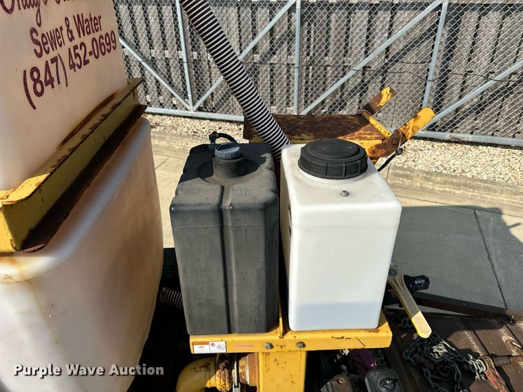 image for item DV5925 2000 Belshe  T18 equipment trailer