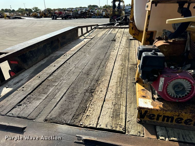 image for item DV5925 2000 Belshe  T18 equipment trailer