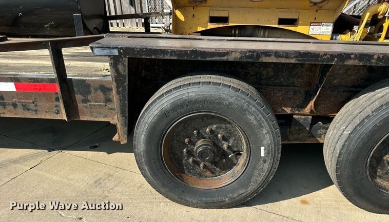 image for item DV5925 2000 Belshe  T18 equipment trailer