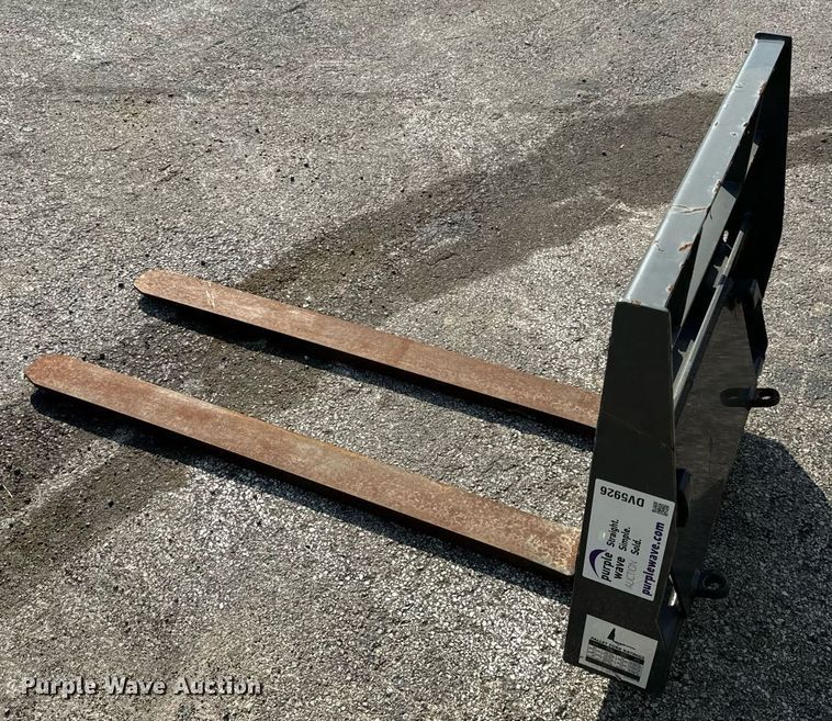 image for item DV5926 2020 Berlon MOPFF-48 compact wheel loader forks 