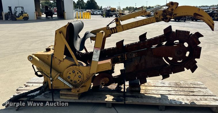 image for item DV5927 2006 Vermeer TR950 trencher