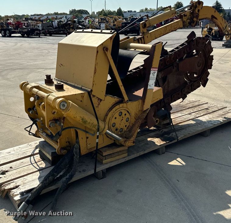 image for item DV5927 2006 Vermeer TR950 trencher