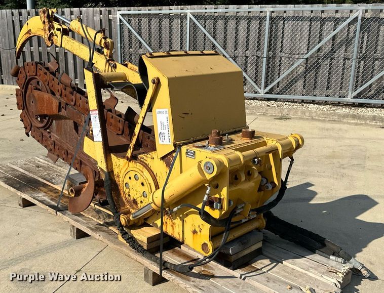 image for item DV5927 2006 Vermeer TR950 trencher