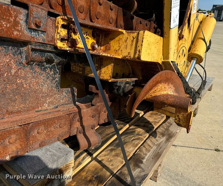 image for item DV5927 2006 Vermeer TR950 trencher