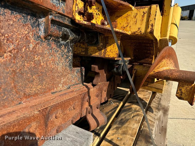 image for item DV5927 2006 Vermeer TR950 trencher