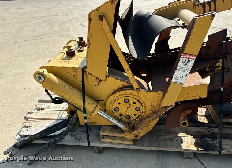 image for item DV5927 2006 Vermeer TR950 trencher
