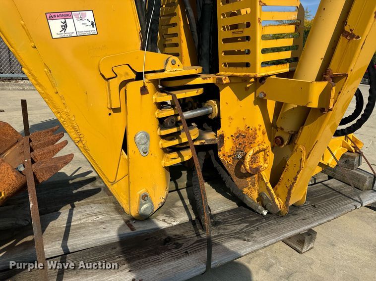 image for item DV5928 2016 Vermeer  B1250 backhoe 