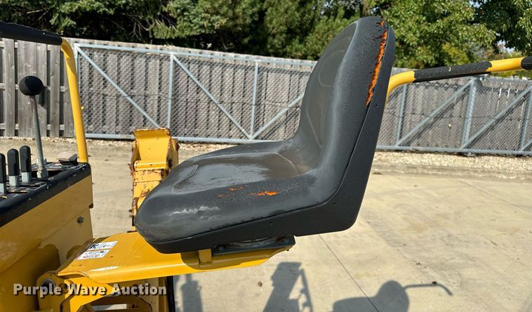 image for item DV5928 2016 Vermeer  B1250 backhoe 