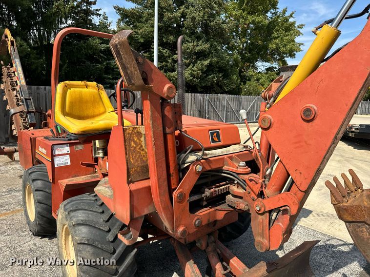 image for item DV5929 1992 Ditch Witch  4500 trencher