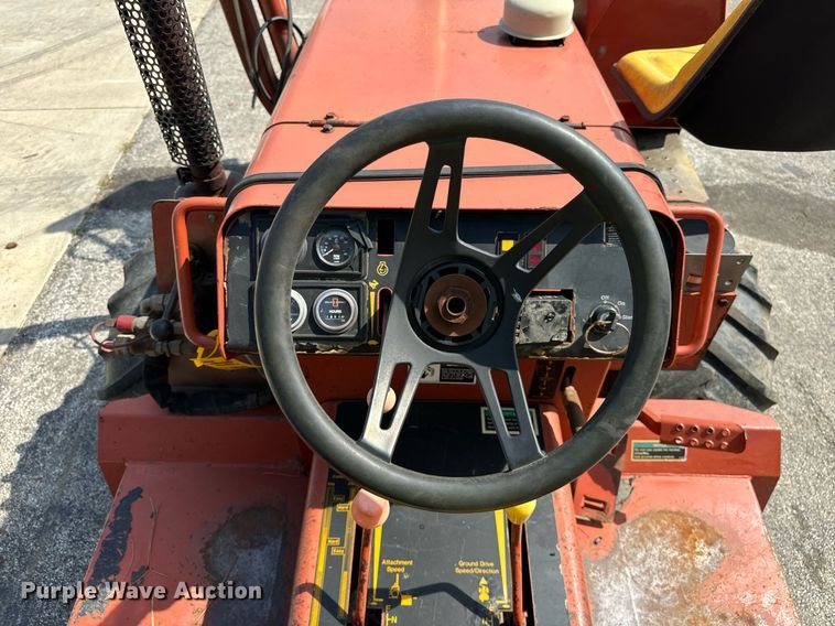 image for item DV5929 1992 Ditch Witch  4500 trencher