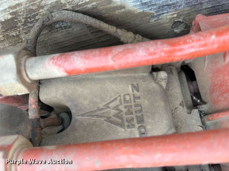 image for item DV5929 1992 Ditch Witch  4500 trencher