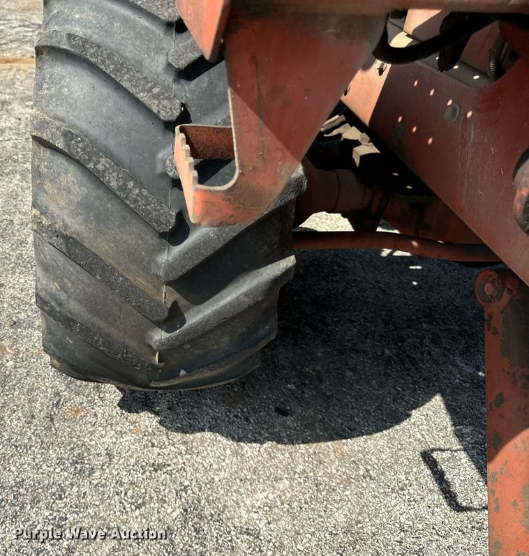 image for item DV5929 1992 Ditch Witch  4500 trencher