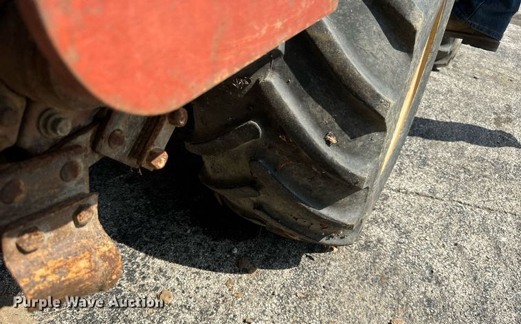 image for item DV5929 1992 Ditch Witch  4500 trencher