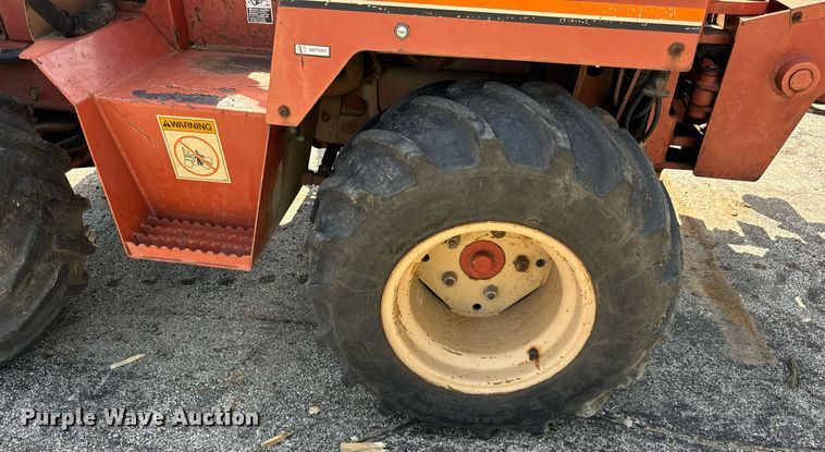 image for item DV5929 1992 Ditch Witch  4500 trencher