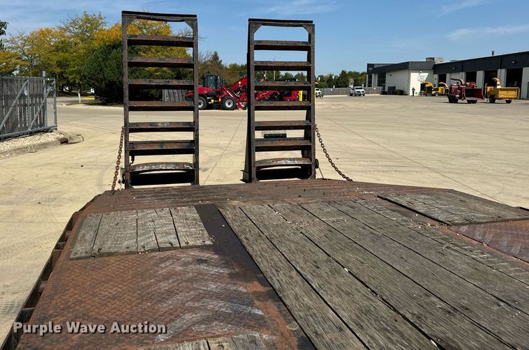 image for item DV5935 2012 Butler  FTW8350 equipment trailer