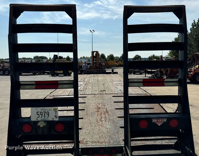 image for item DV5935 2012 Butler  FTW8350 equipment trailer