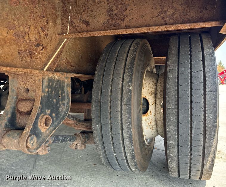 image for item DV5935 2012 Butler  FTW8350 equipment trailer