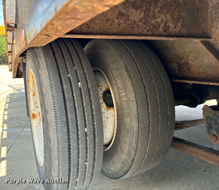 image for item DV5935 2012 Butler  FTW8350 equipment trailer