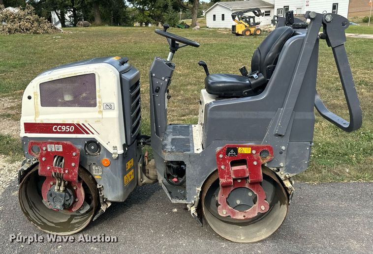 image for item DV5939 Dynapac CC950 double drum roller