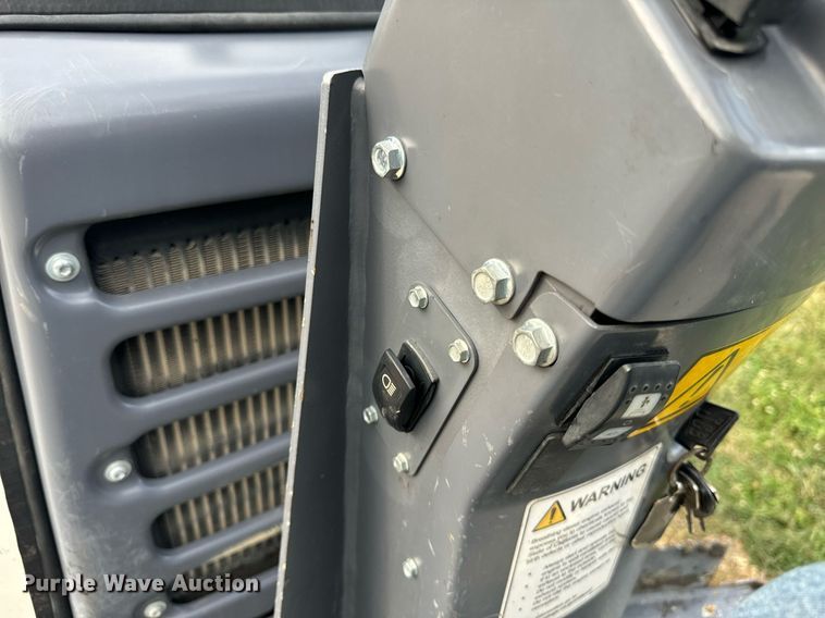 image for item DV5939 Dynapac CC950 double drum roller