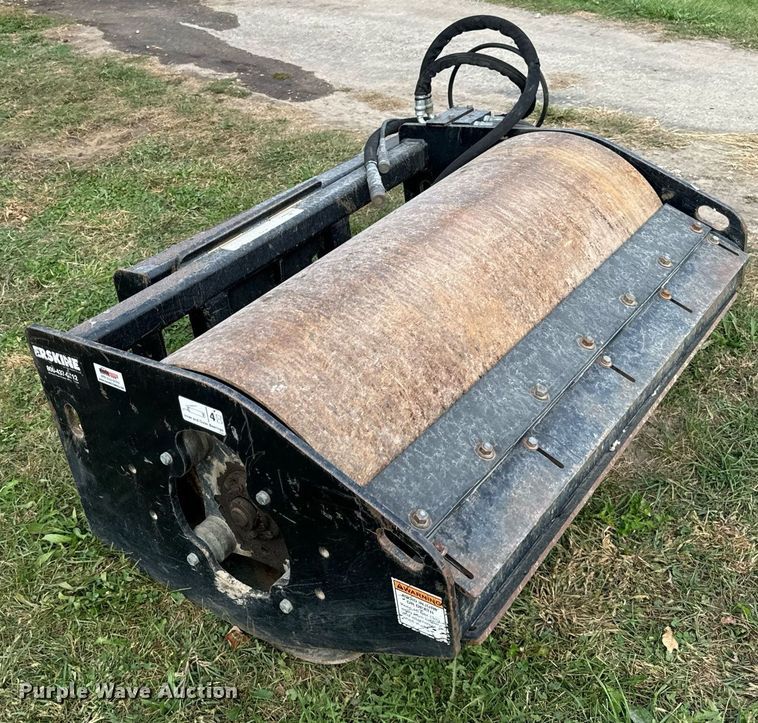 image for item DV5940 Erskine  skid steer vibratory drum roller 