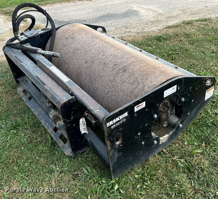 image for item DV5940 Erskine  skid steer vibratory drum roller 