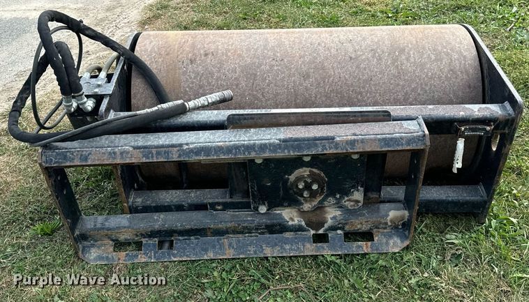 image for item DV5940 Erskine  skid steer vibratory drum roller 
