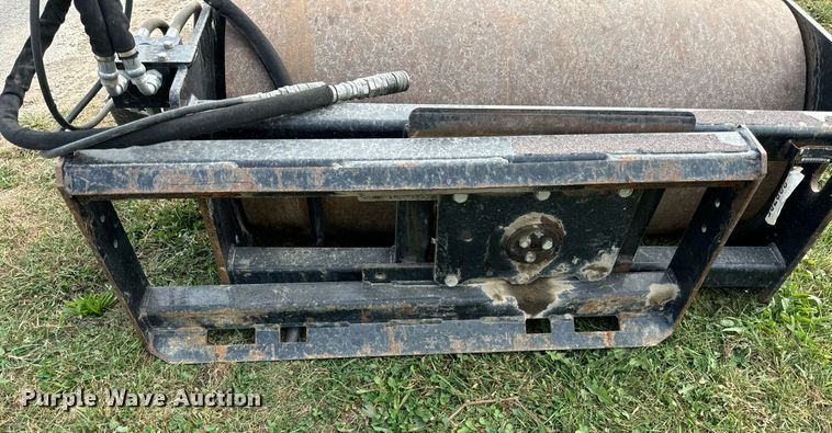 image for item DV5940 Erskine  skid steer vibratory drum roller 
