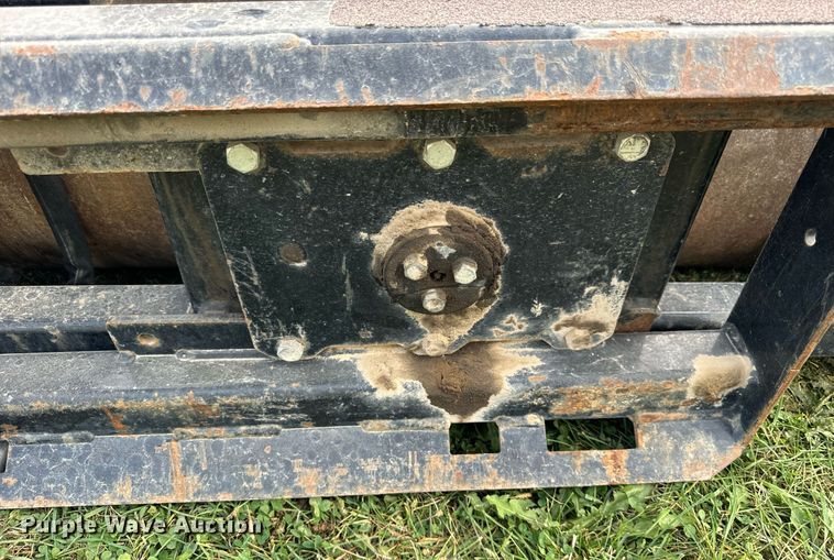 image for item DV5940 Erskine  skid steer vibratory drum roller 