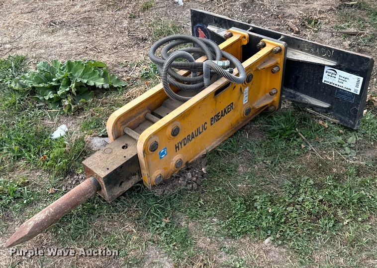 image for item DV5941 Wolverine Attachments ZW750 skid steer breaker