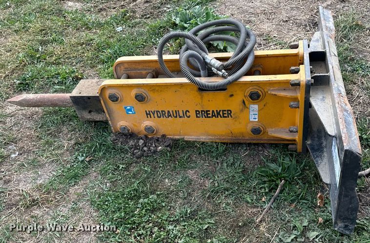 image for item DV5941 Wolverine Attachments ZW750 skid steer breaker