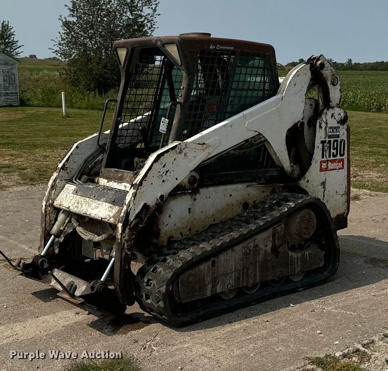 image for item DW2294 2008 Bobcat T190 tracked skid steer loader