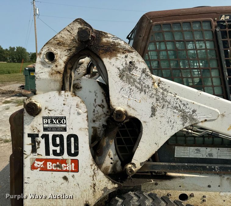 image for item DW2294 2008 Bobcat T190 tracked skid steer loader