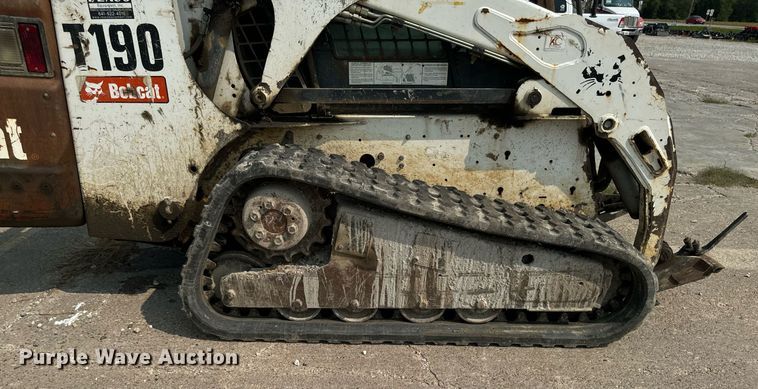 image for item DW2294 2008 Bobcat T190 tracked skid steer loader