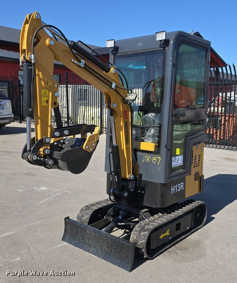 image for item DW3778 2024 AGT H13R mini excavator