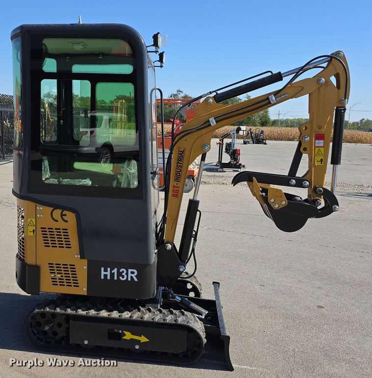 image for item DW3778 2024 AGT H13R mini excavator