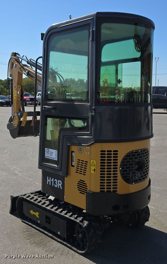 image for item DW3778 2024 AGT H13R mini excavator