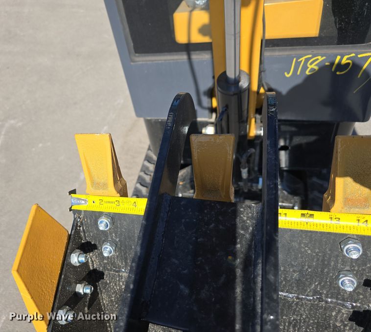 image for item DW3778 2024 AGT H13R mini excavator