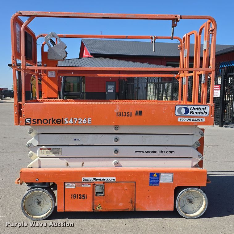 image for item DW3780 2017 Snorkel S4726E scissor lift
